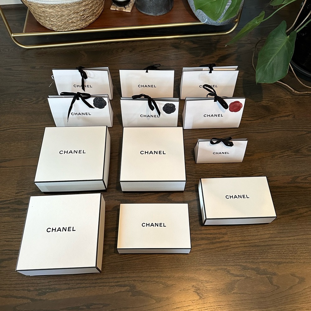 Chanel gift boxes